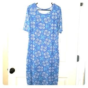 Lula Roe xl Julia met blue floral print